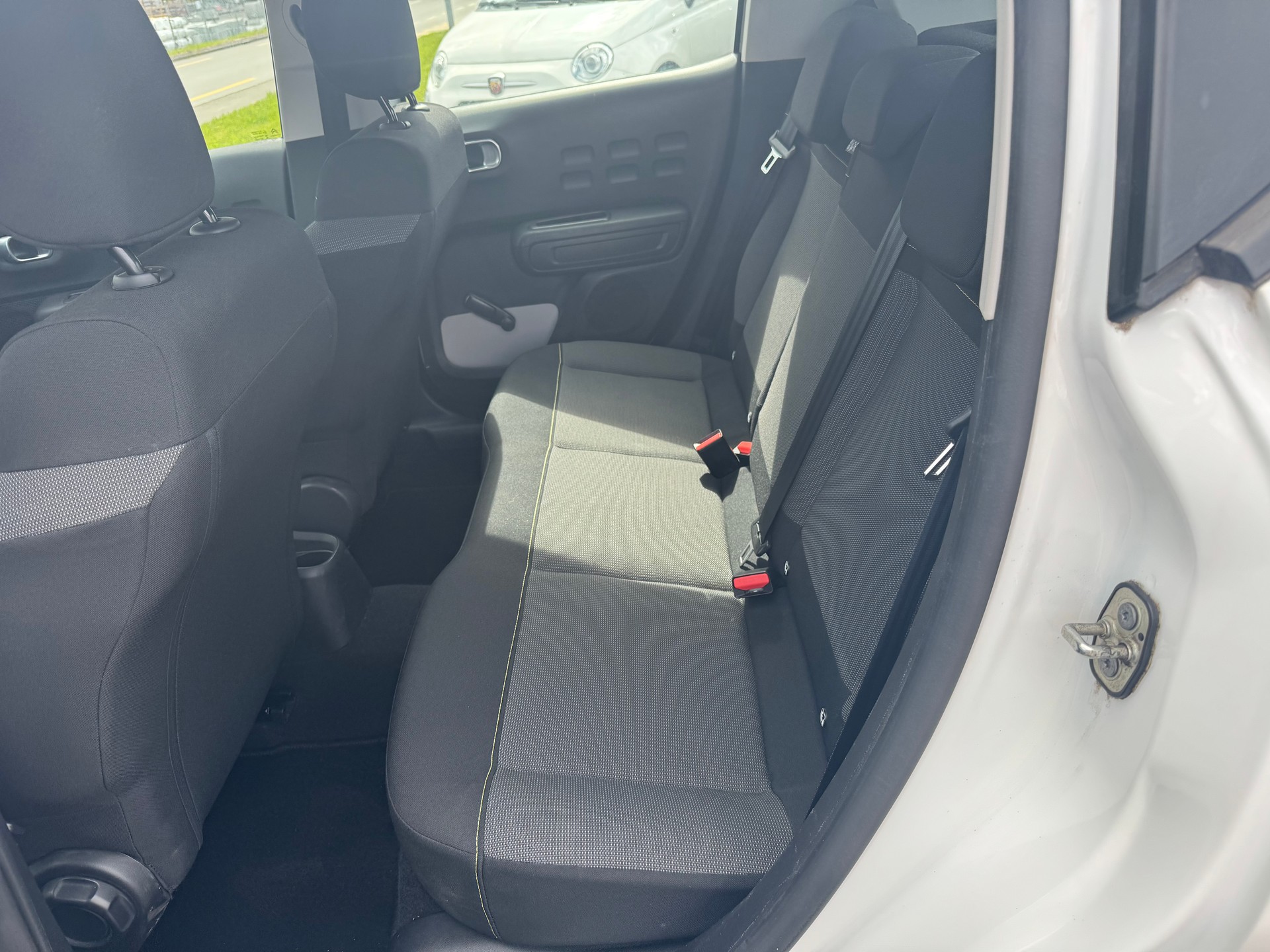 CITROEN C3 1.2i PureTech Feel Pack-image-6