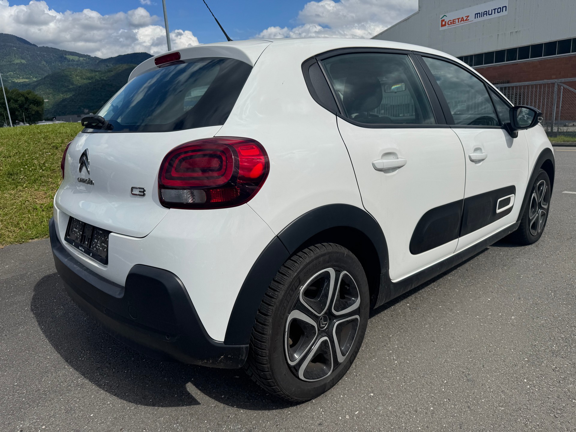 CITROEN C3 1.2i PureTech Feel Pack-image-3