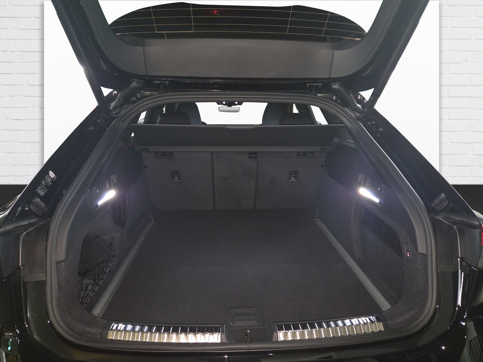 AUDI A6 Avant TFSI quattro 270 kW S tronic-image-8