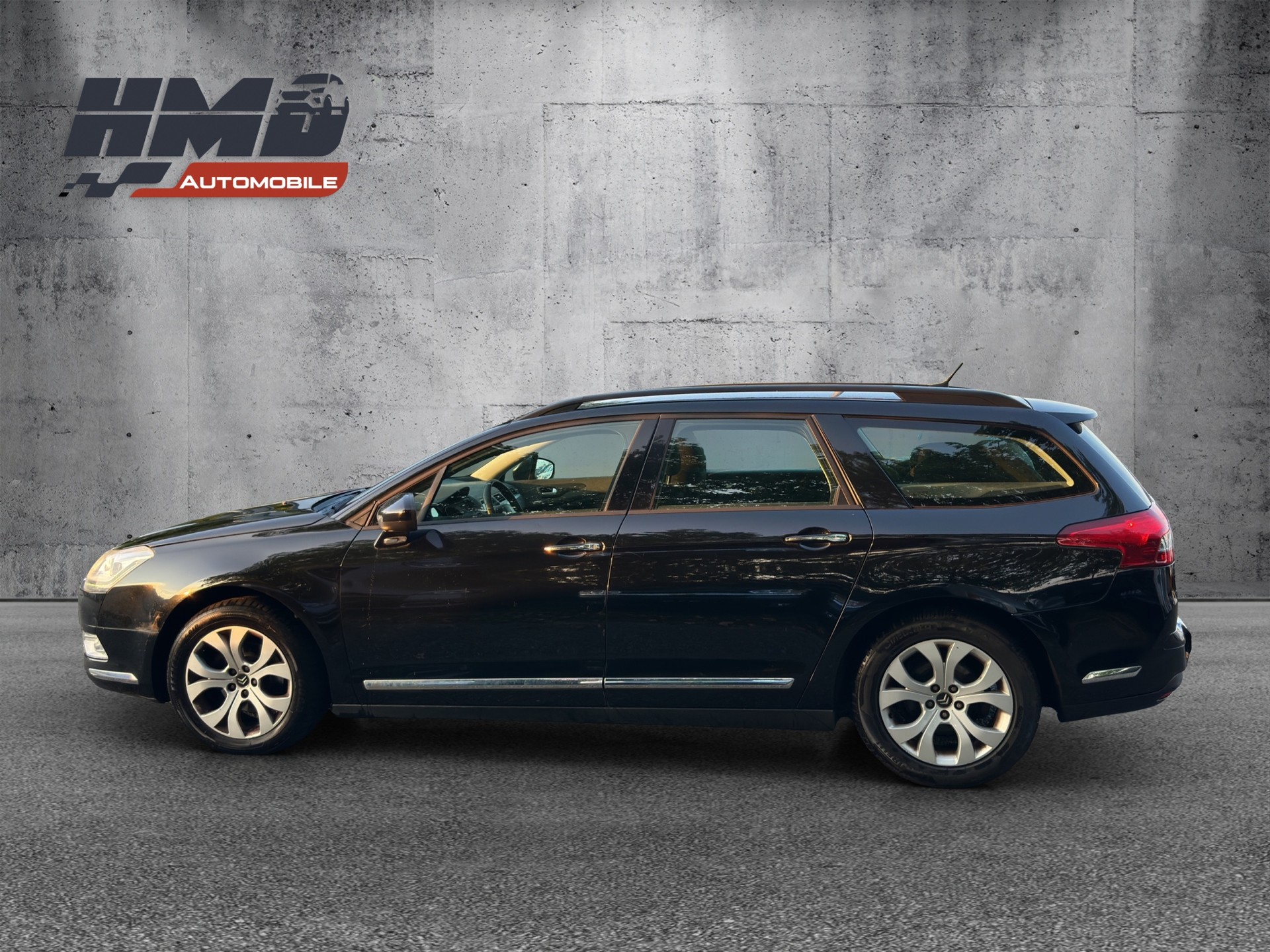 CITROEN C5 Tourer 2.0 HDi Exclusive Automatic-image-2