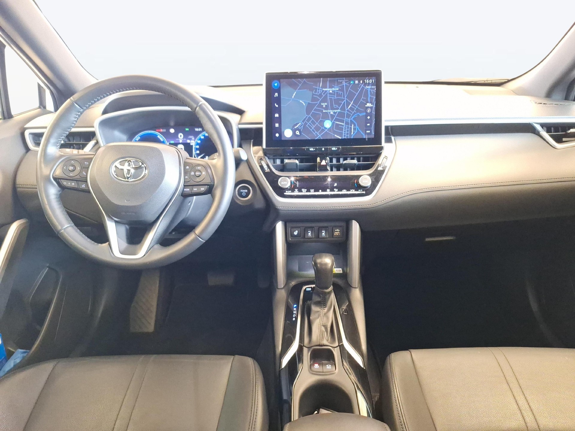 TOYOTA Corolla Cross 2.0 HSD Trend AWD-i-image-12