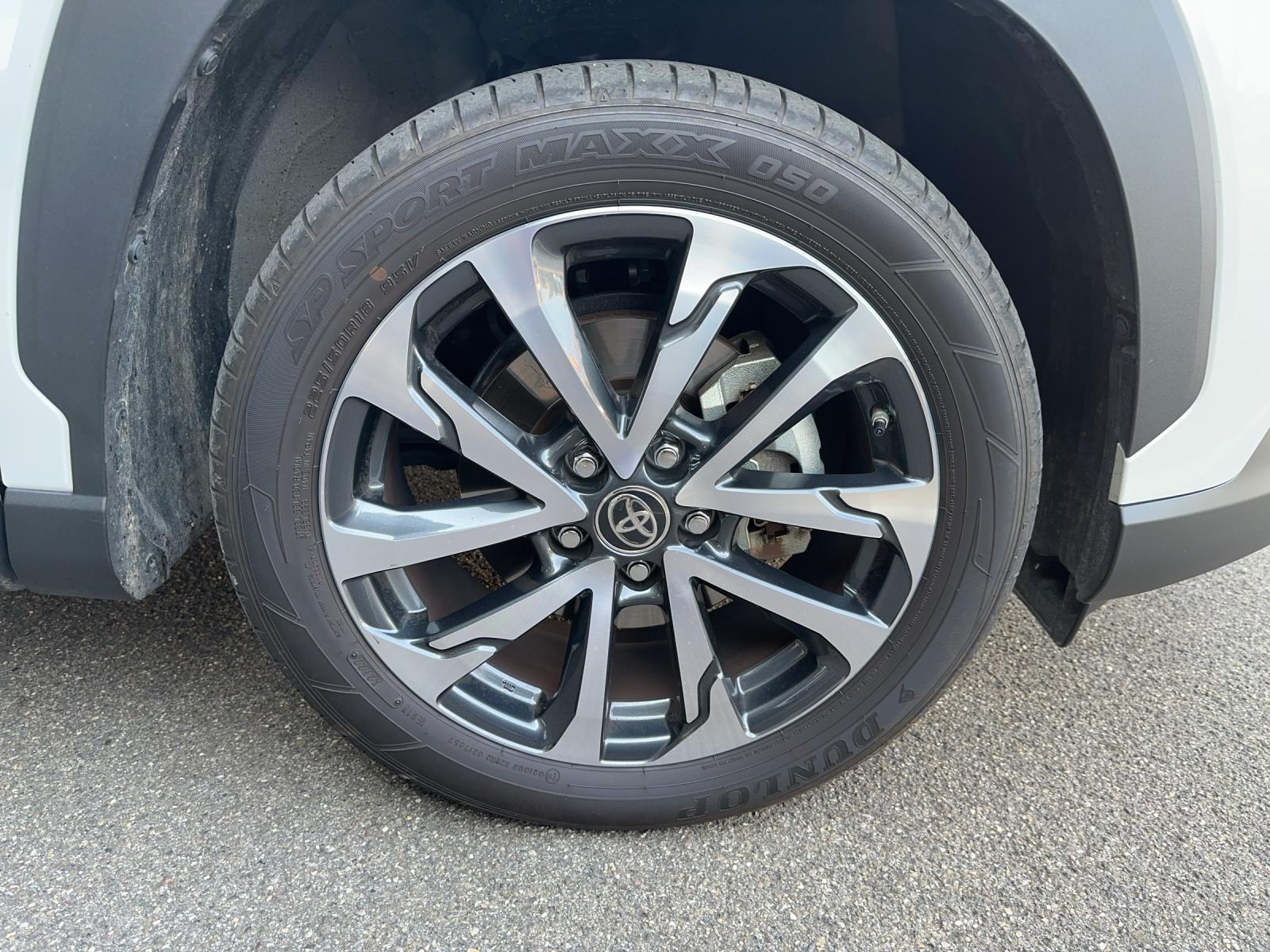 TOYOTA Corolla Cross 2.0 HSD Trend AWD-i-image-15