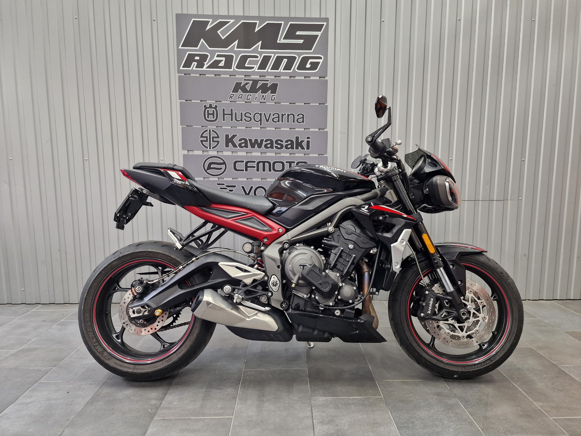 TRIUMPH Street Triple R 765 ABS