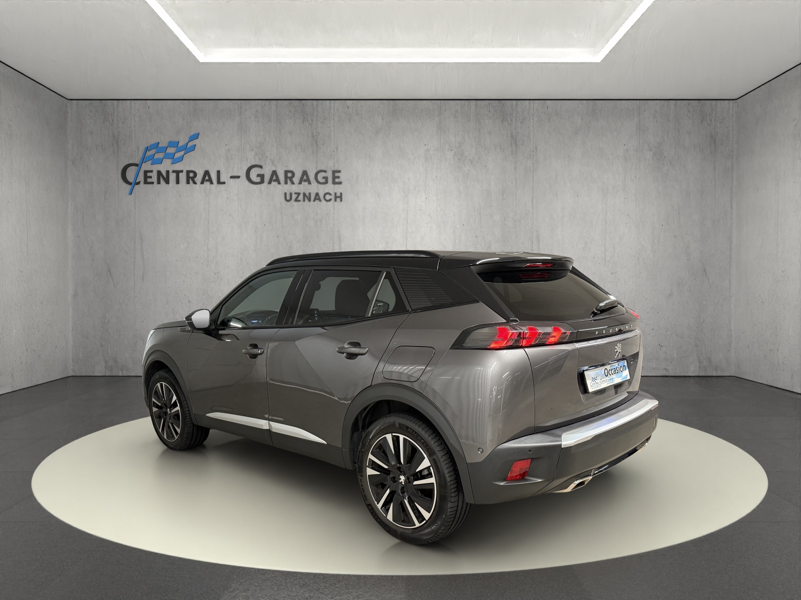 PEUGEOT 2008 1.2 PureTech GT Pack EAT8-image-2