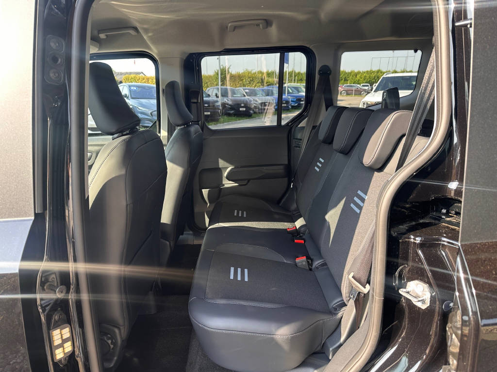 FORD TOURNEO COURIERier 1.0 EcoBoost Active-image-7