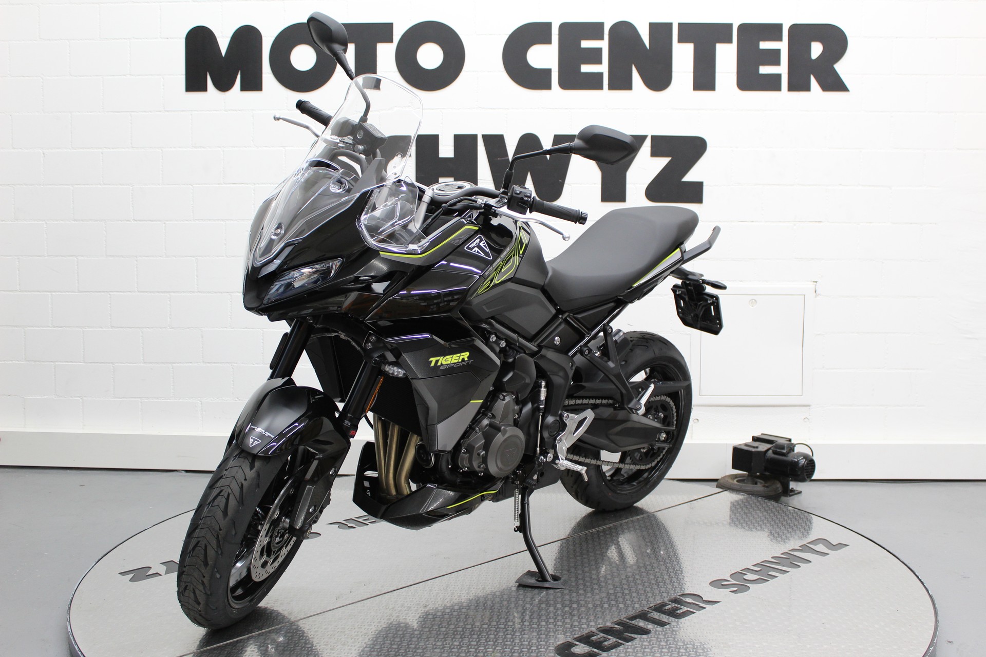TRIUMPH Tiger Sport 800-showroom-element-3