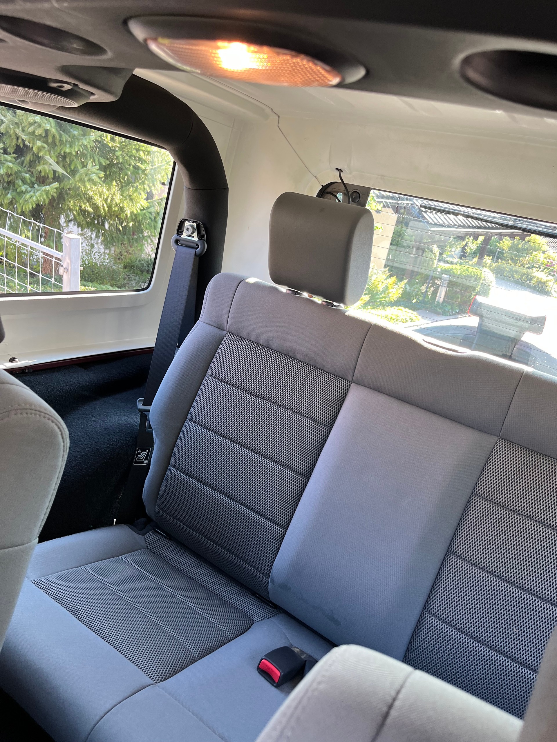 JEEP Wrangler 3.8 Sahara Automatic-image-9
