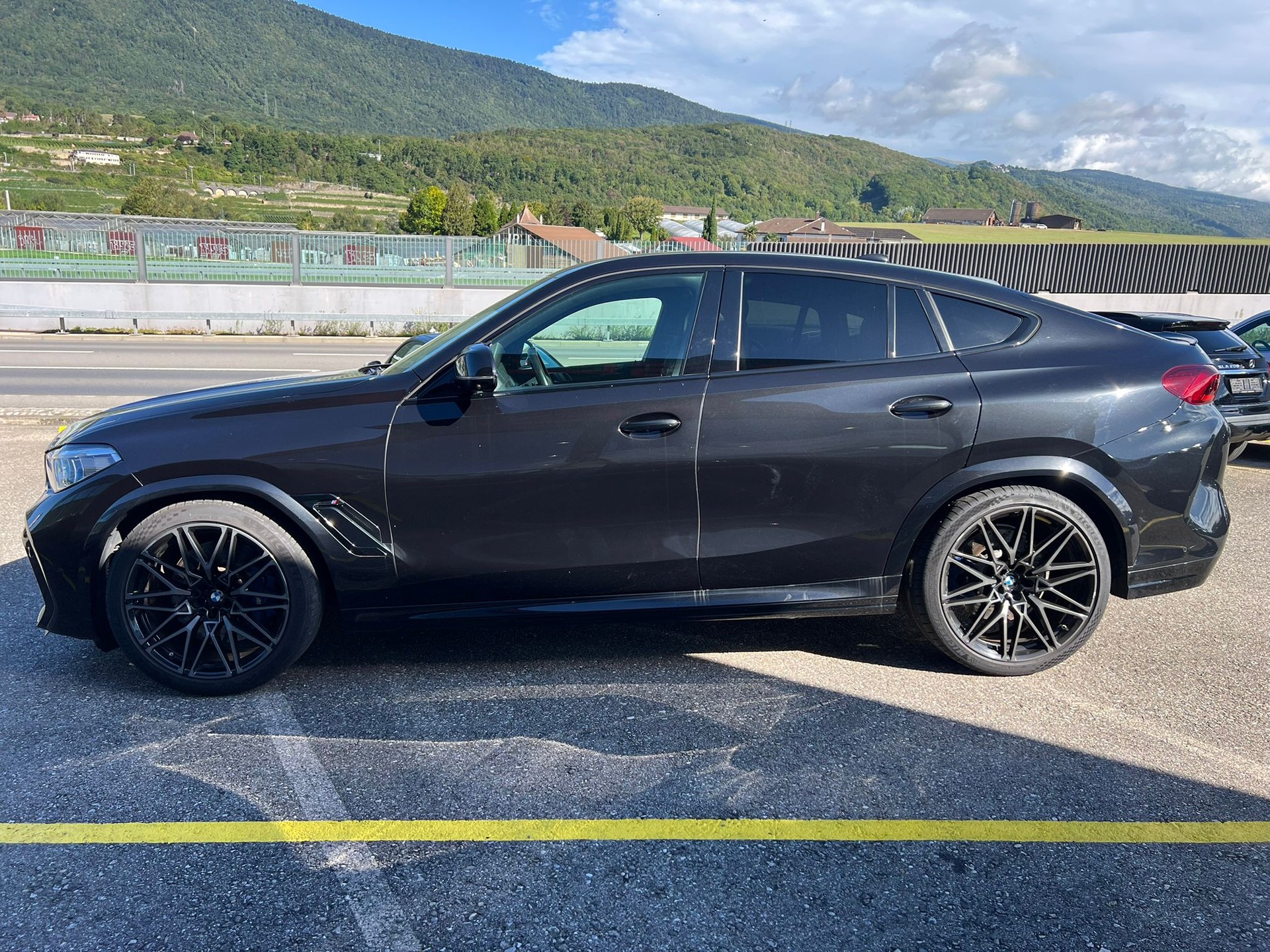 BMW X6M Steptronic M Competition-image-4