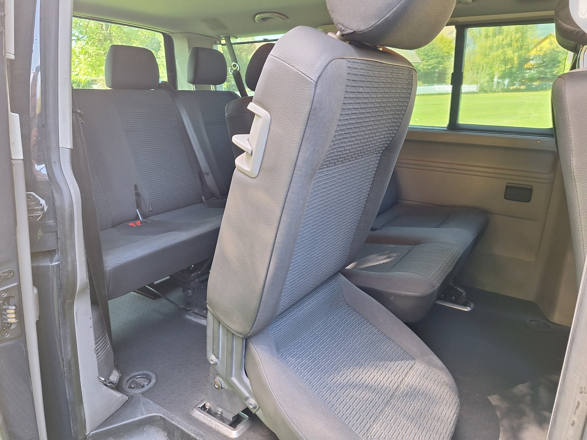 VW T5 Caravelle Comfort 2.5TDI PD 4M-image-10