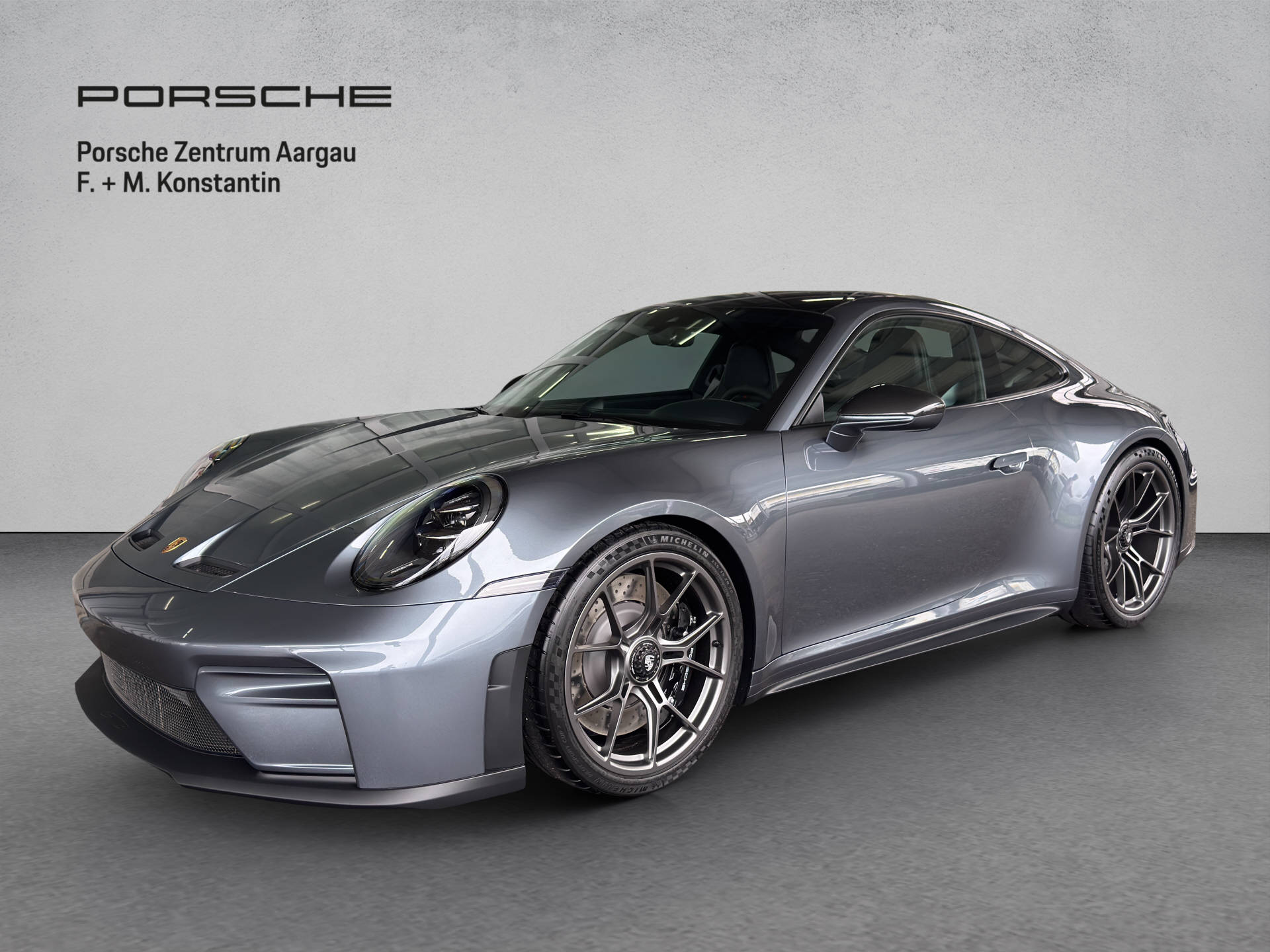 PORSCHE 911 GT3 mit Touring-Paket-image-0
