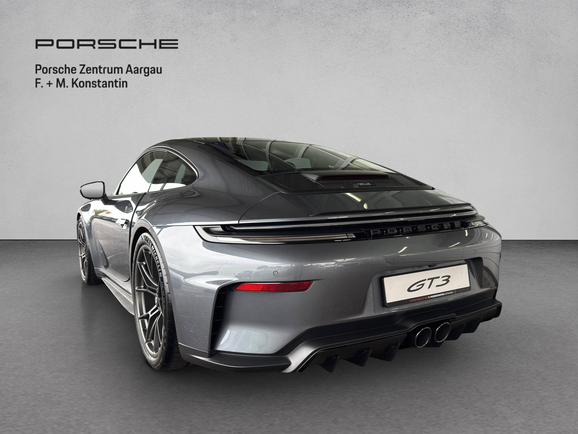 PORSCHE 911 GT3 mit Touring-Paket-image-3