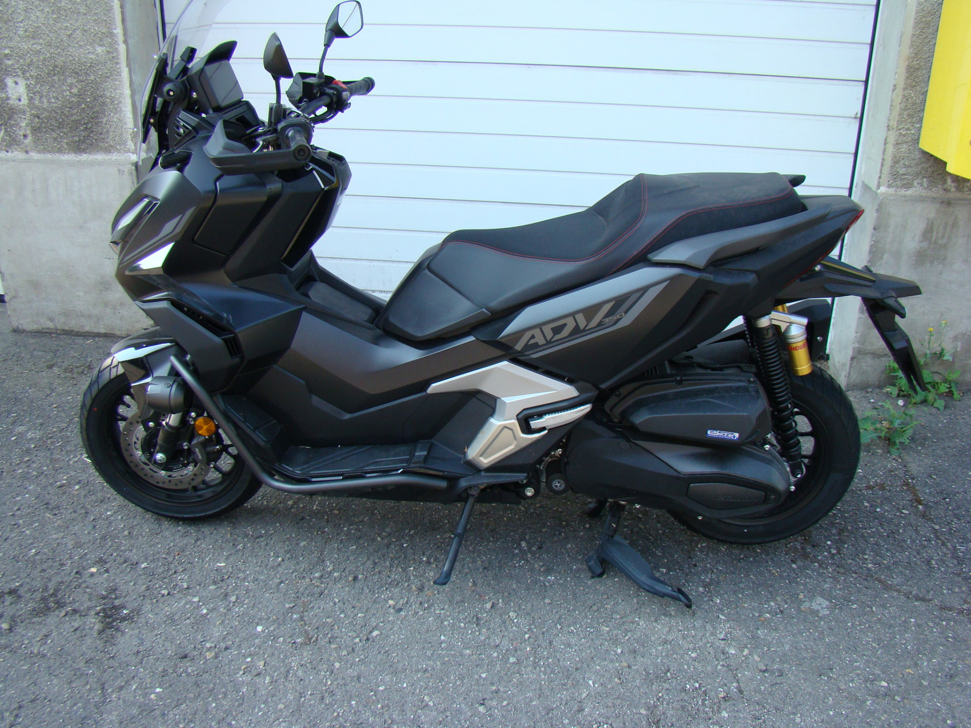 HONDA ADV 350