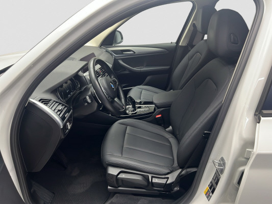 BMW X3 xDrive 30e-image-8