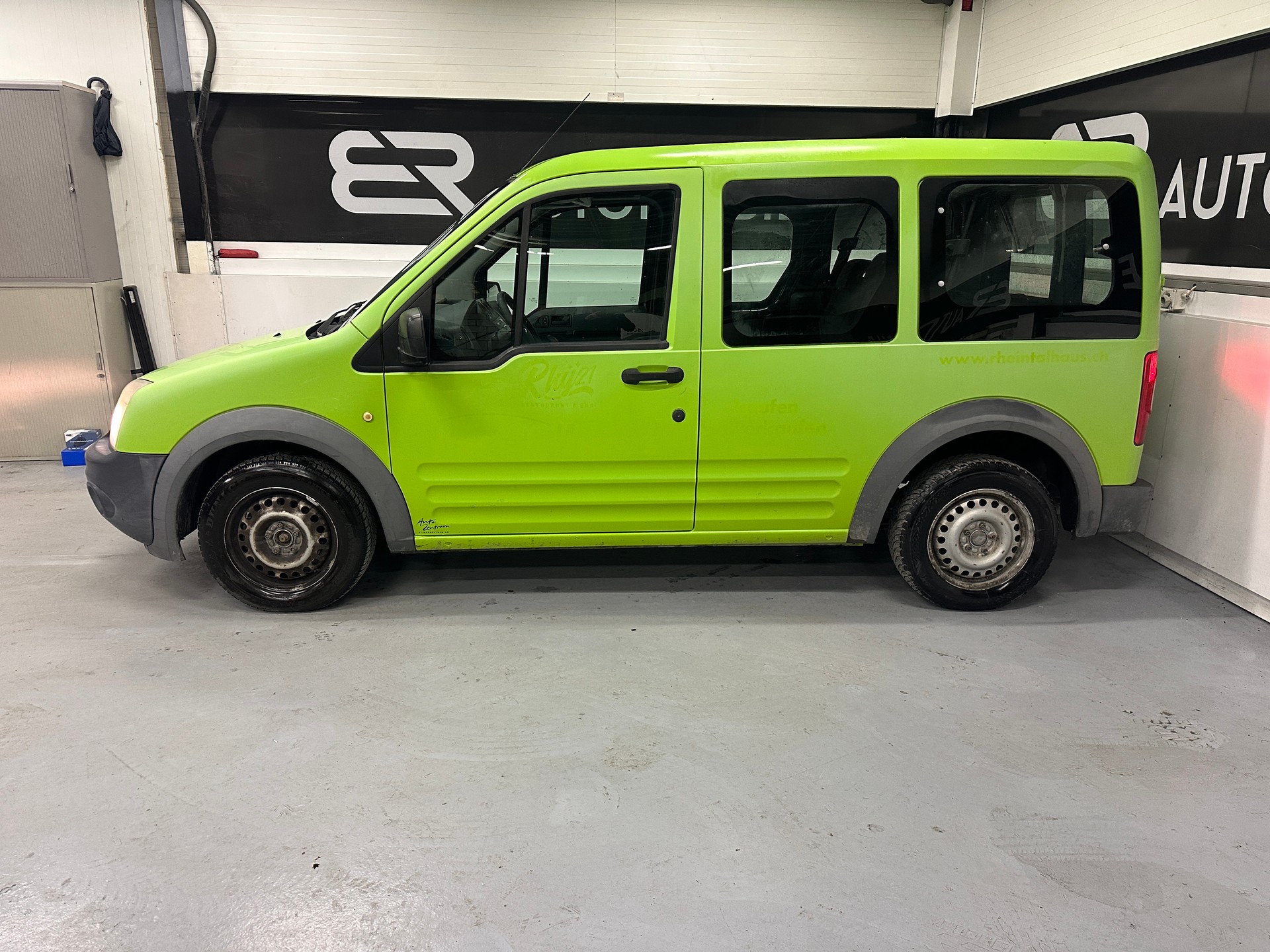FORD Tourneo Connect M1 200 TDCi S Level 3-image-1