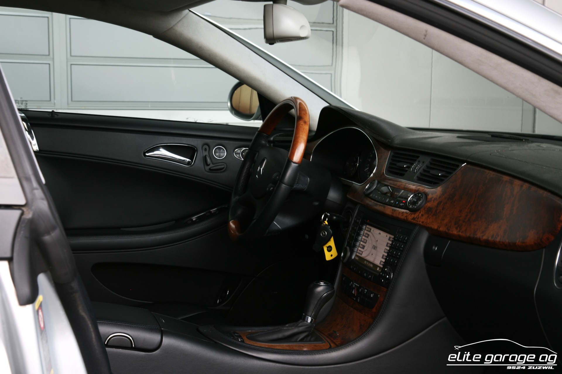 MERCEDES-BENZ CLS 500 7G-Tronic-image-14