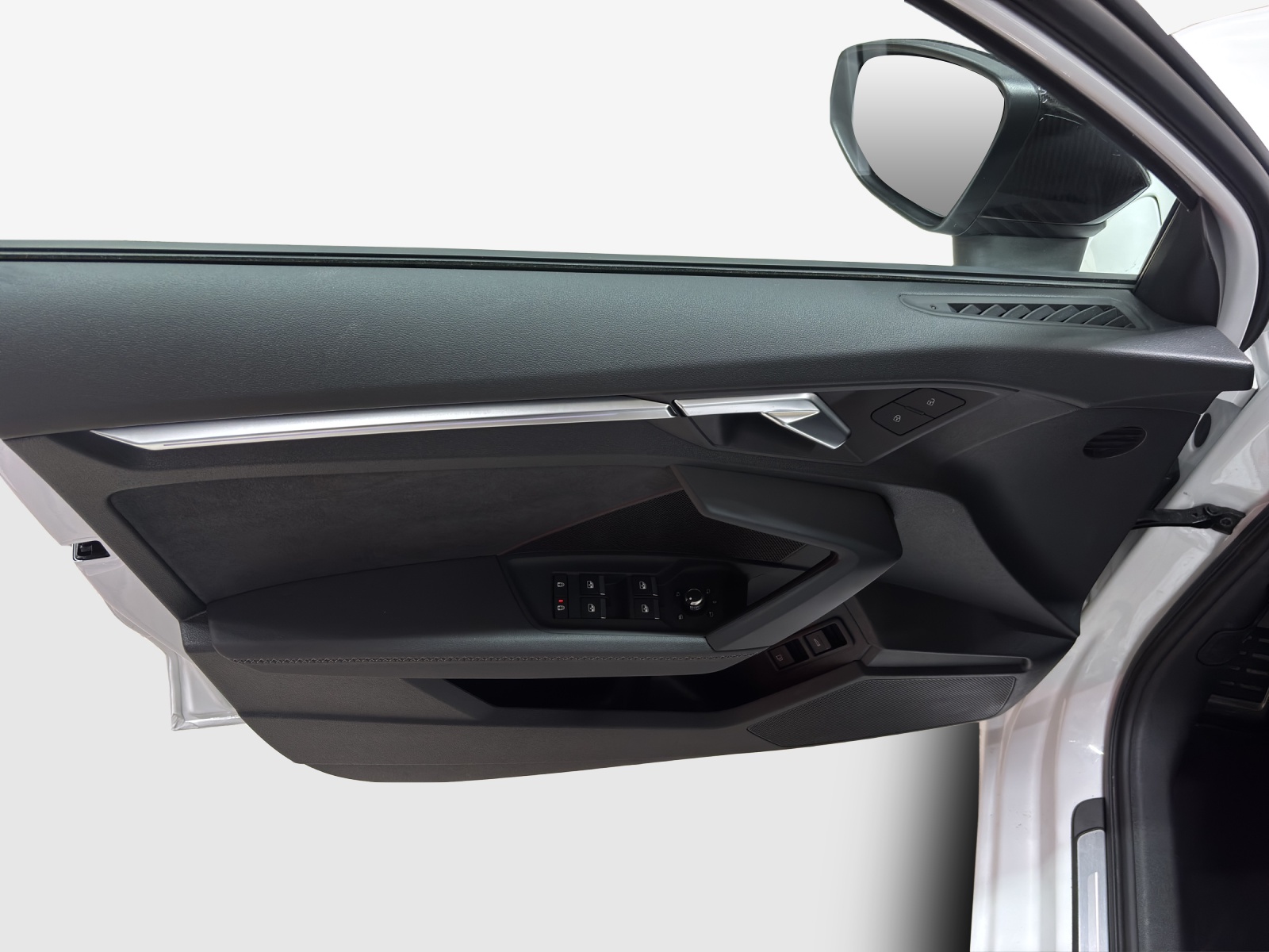 AUDI A3 Sportback 40 TFSI e S line Attraction S-tronic-image-15