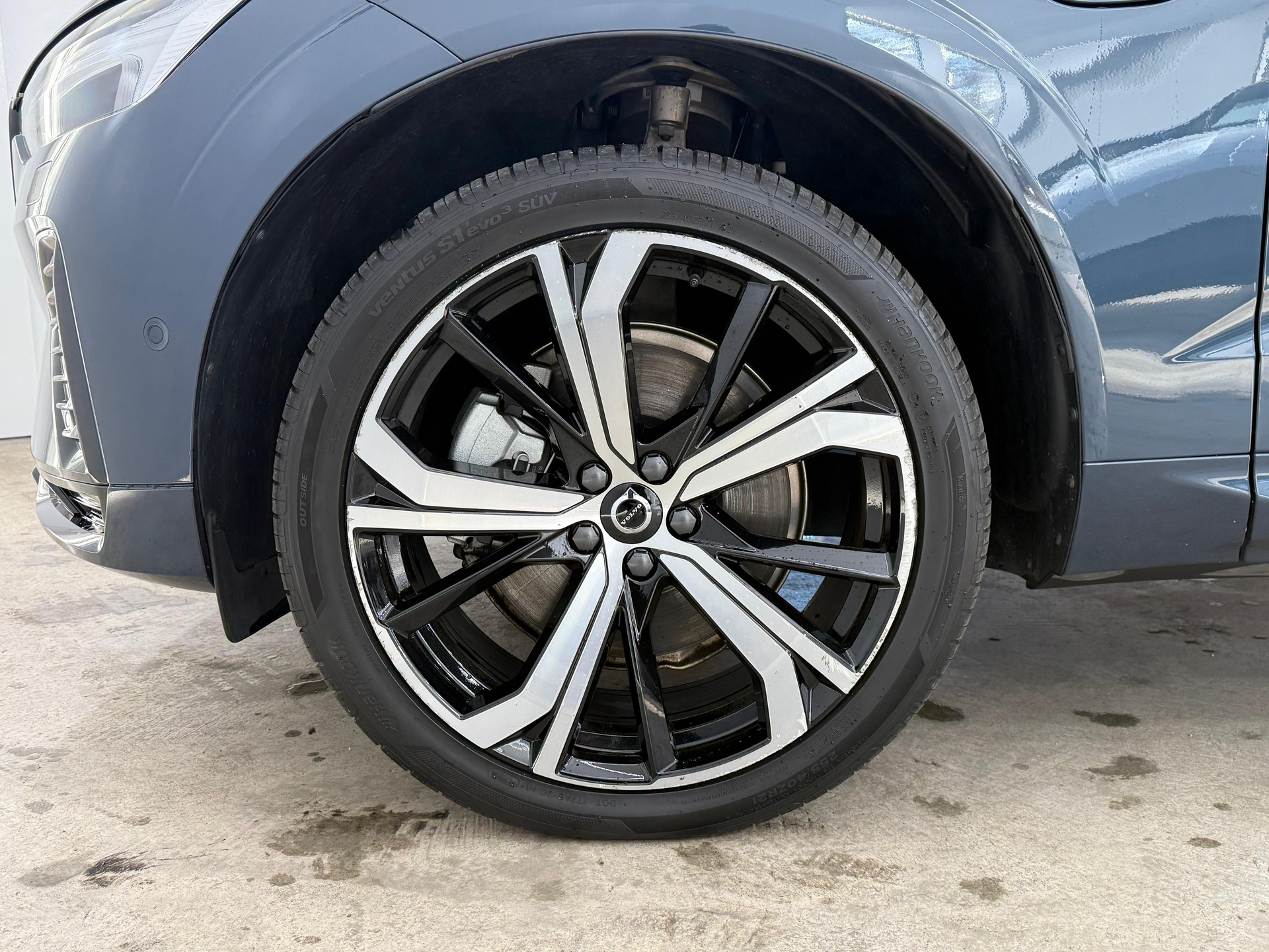 VOLVO XC60 2.0 T8 TE Ultimate Dark e-image-7