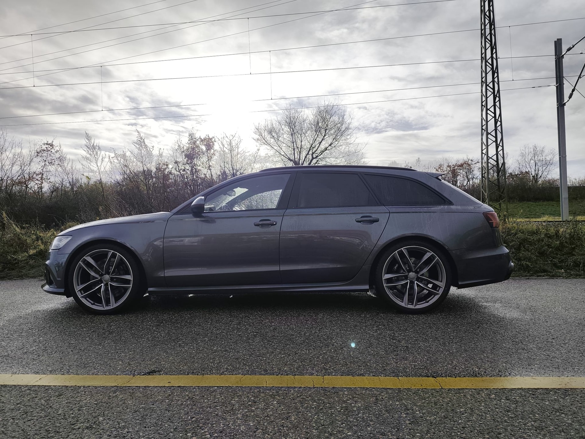 AUDI RS6 Avant 4.0 TFSI V8 quattro Tiptronic-image-7