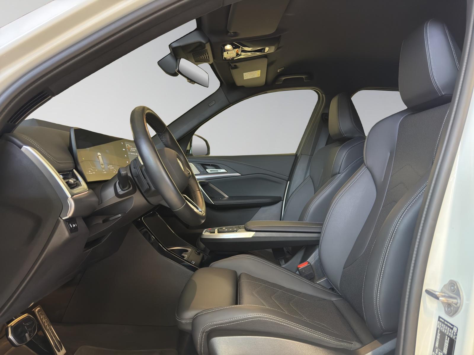 BMW X1 23i xDrive M-SportPaket-image-10