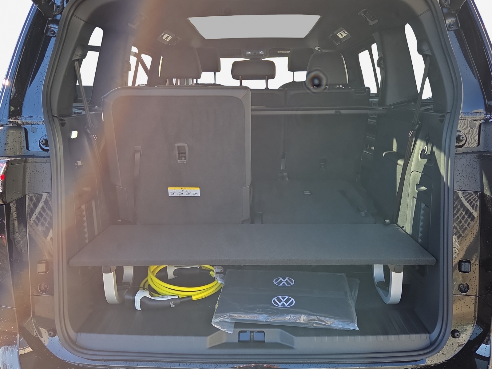 VW ID.Buzz LWB GTX 4 Motion-image-12