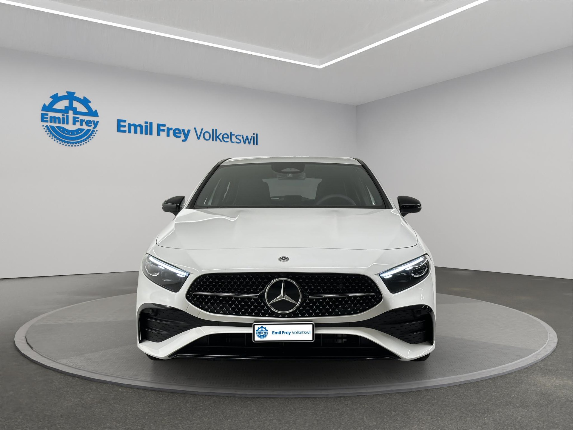 MERCEDES-BENZ A 250 AMG Line 4m-image-4