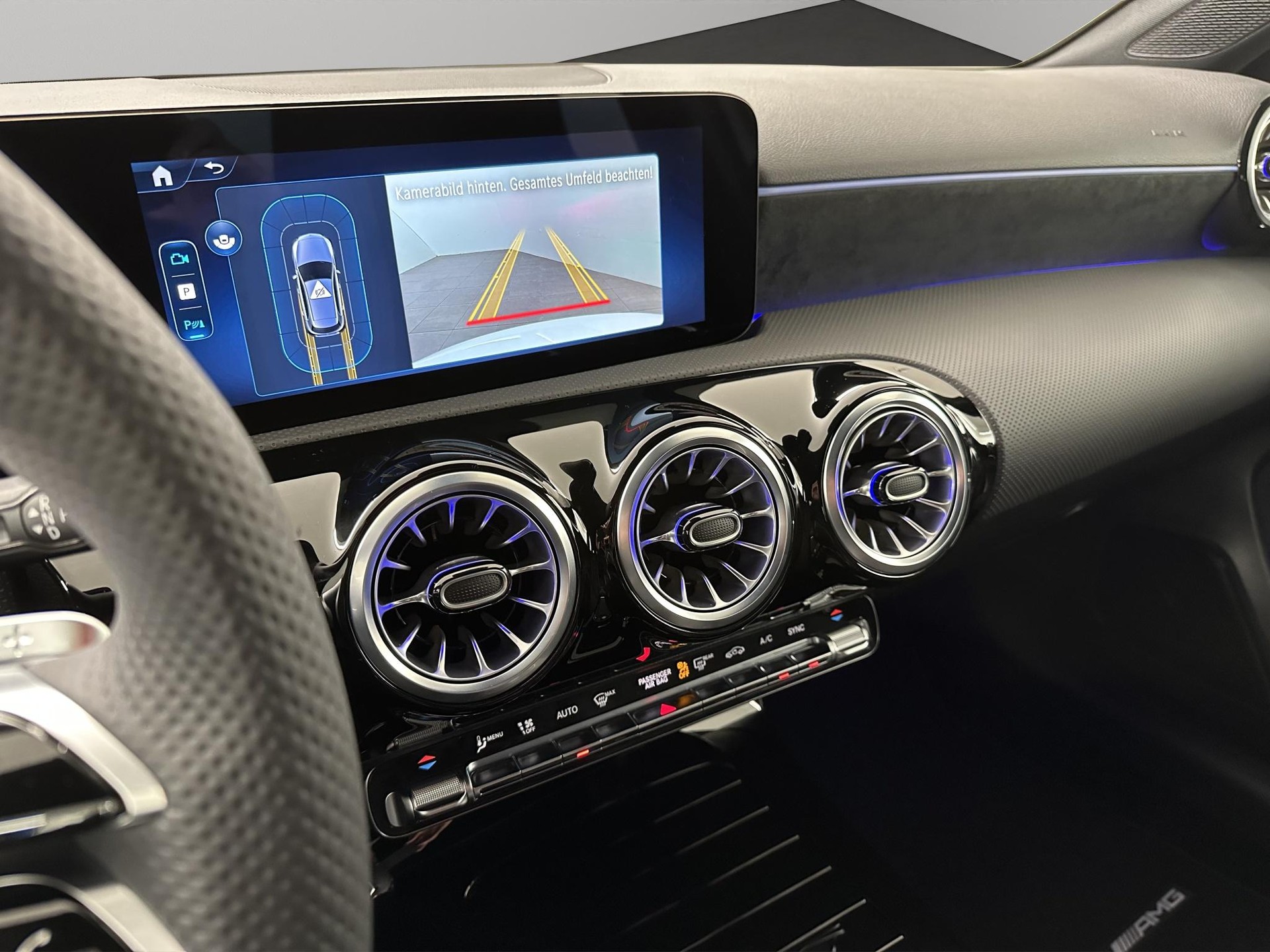 MERCEDES-BENZ A 250 AMG Line 4m-image-9