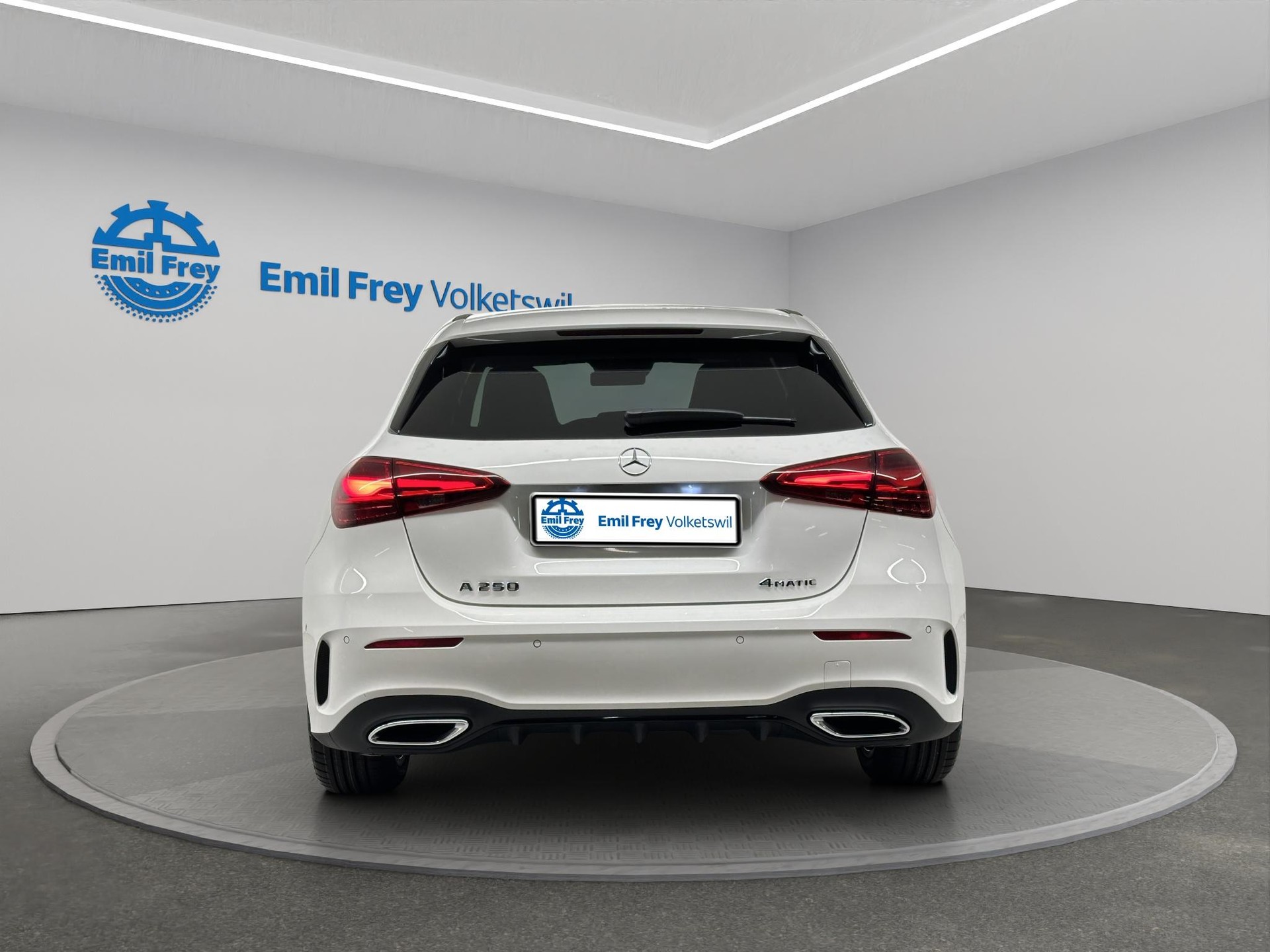 MERCEDES-BENZ A 250 AMG Line 4m-image-3