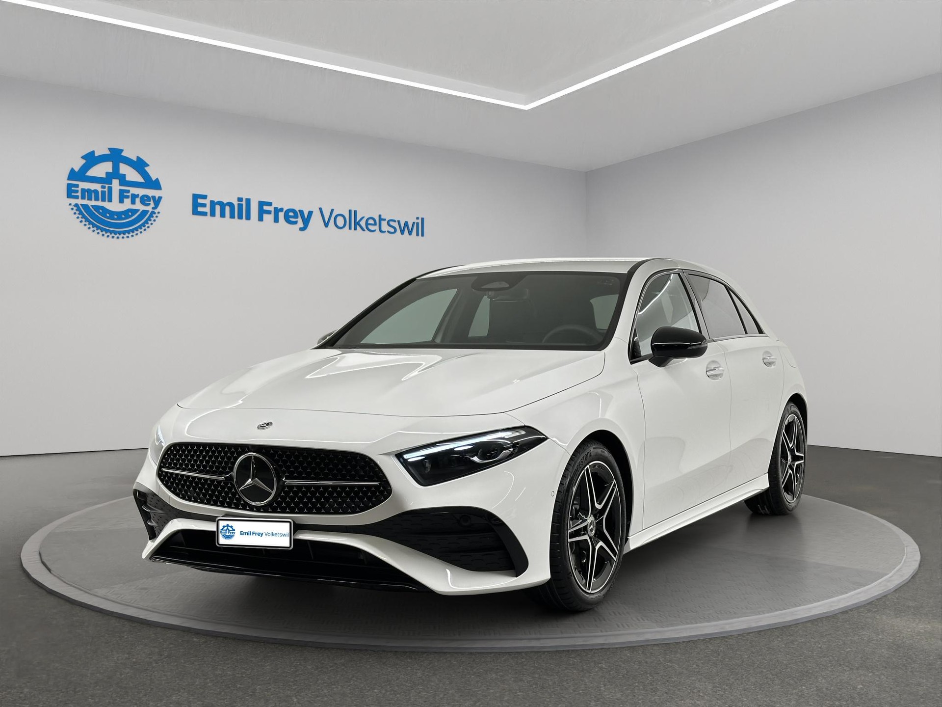 MERCEDES-BENZ A 250 AMG Line 4m-image-0