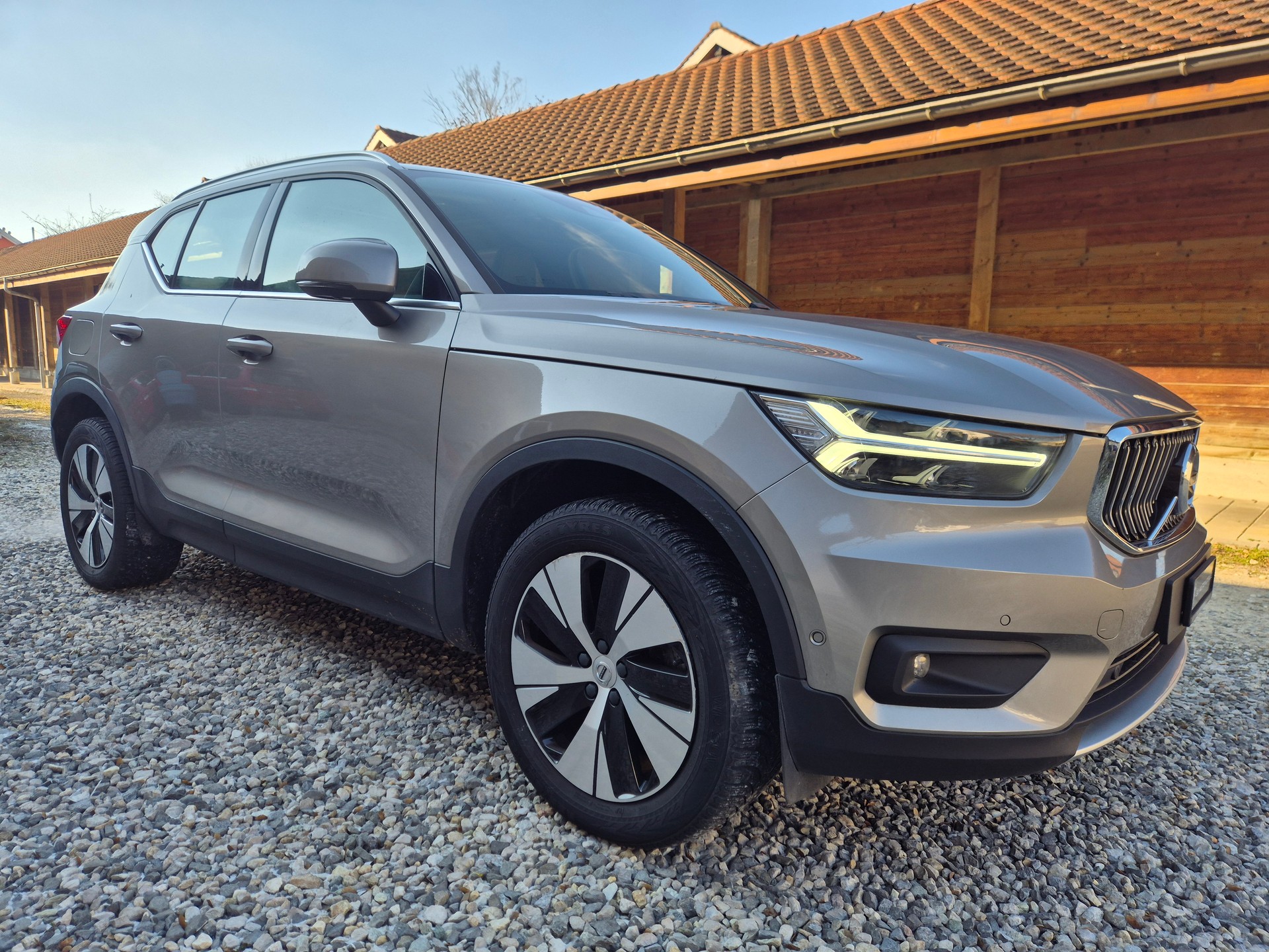 VOLVO XC40 T5 TwE Inscription DCT-image-5