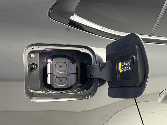 BMW i4 xDrive 40 M Sport Pro-image-14