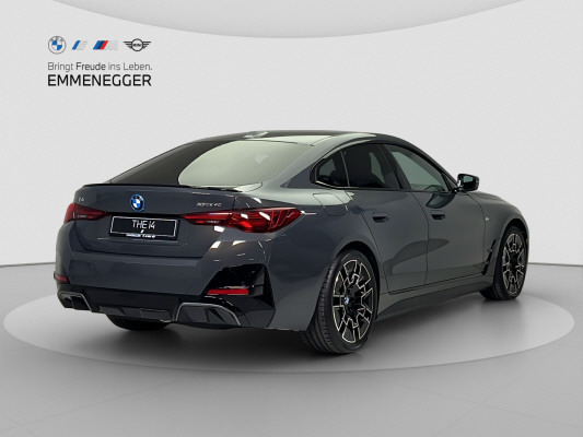 BMW i4 xDrive 40 M Sport Pro-image-4