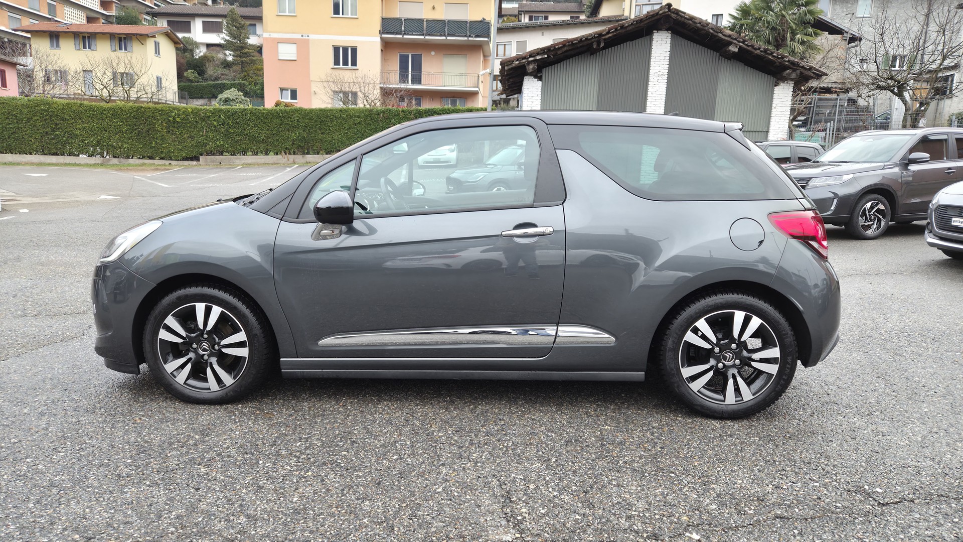 DS AUTOMOBILES DS3 1.2 VTi Eye Tech-image-3