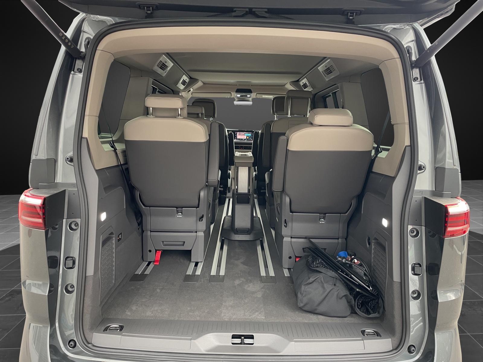 VW California 2.0 TDI Beach DSG-image-12