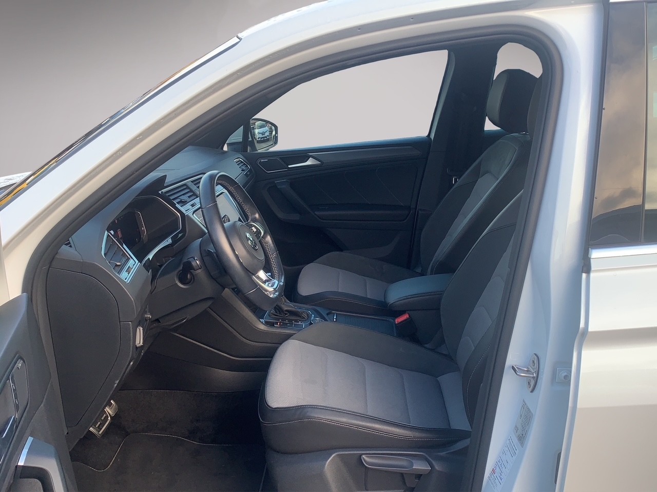 VW Tiguan 2.0TSI Highline 4Motion DSG-image-8