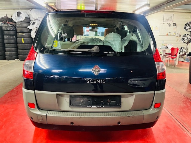 RENAULT Grand Scénic 1.5 dCi Expression-image-13
