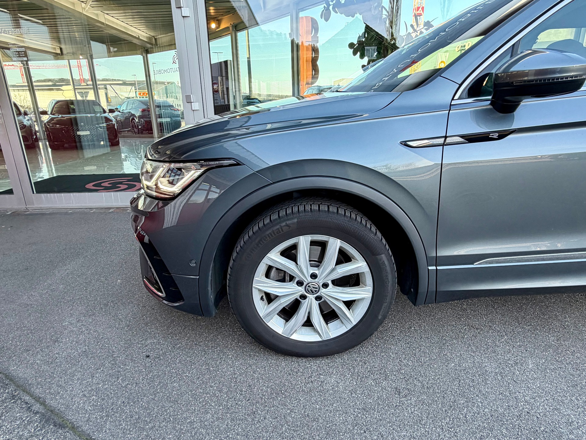 VW Tiguan Allspace 2.0 TDI SCR R-Line 4Motion DSG-image-4