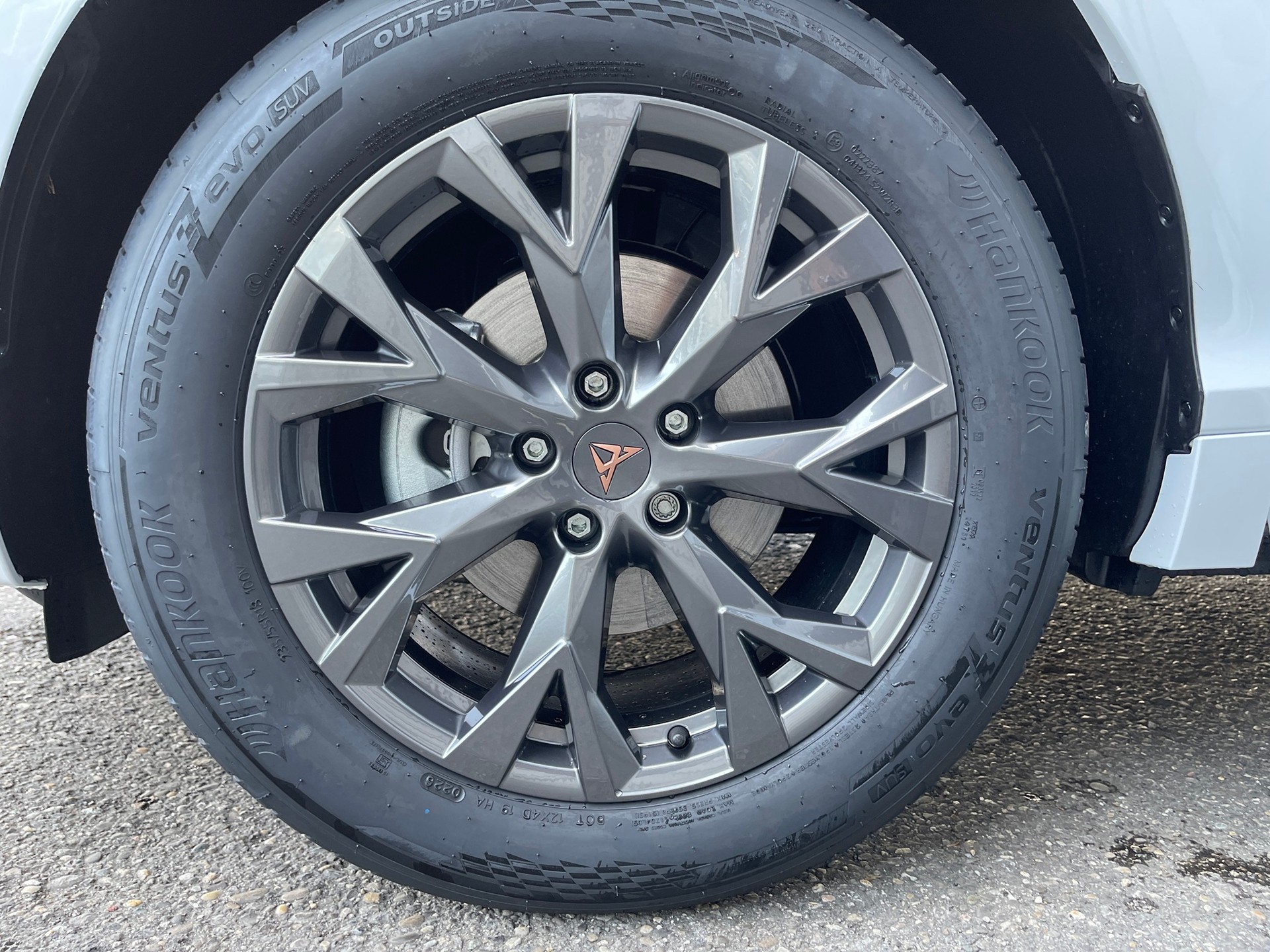 CUPRA Terramar 1.5 eTSI Prime Edition DSG-image-8