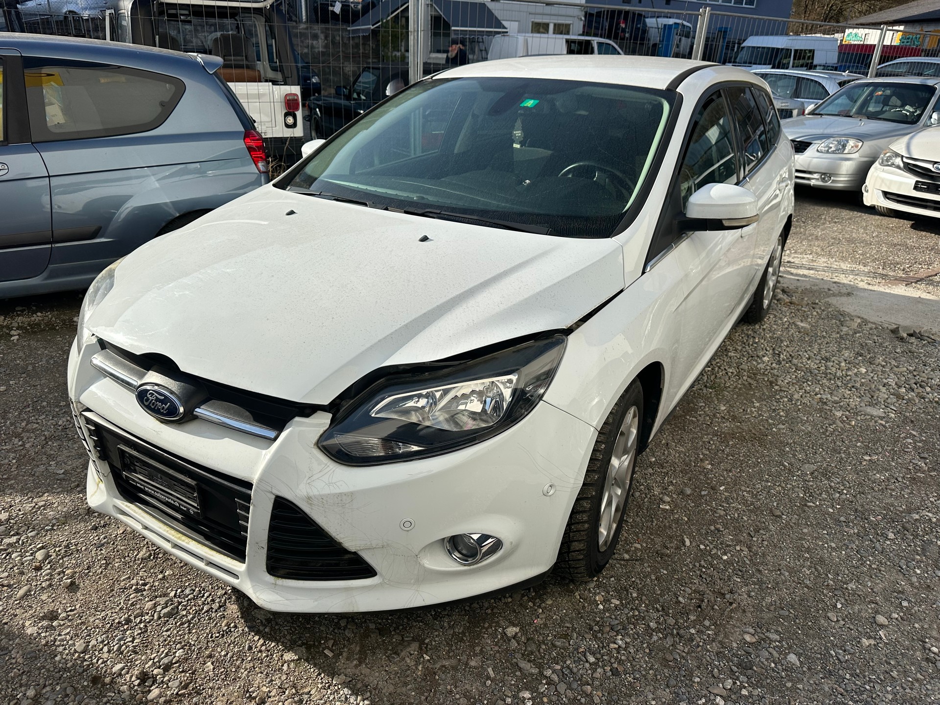 FORD Focus 2.0 TDCi Trend PowerShift-image-2