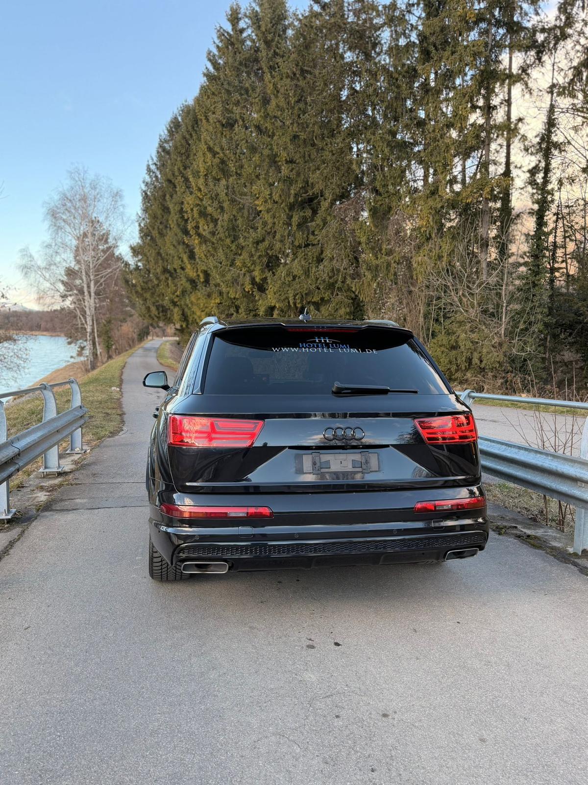 AUDI Q7 3.0 TDI quattro tiptronic-image-4