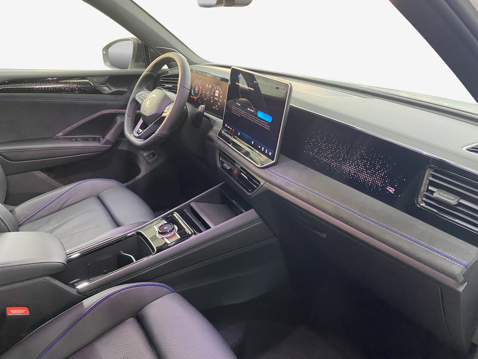 VW Tiguan 2.0 TSI DSG R-Line 4Motion-image-13
