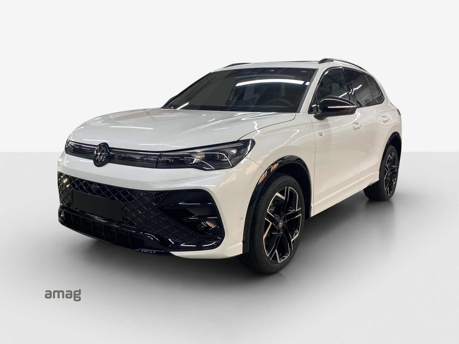 VW Tiguan 2.0 TSI DSG R-Line 4Motion-image-0