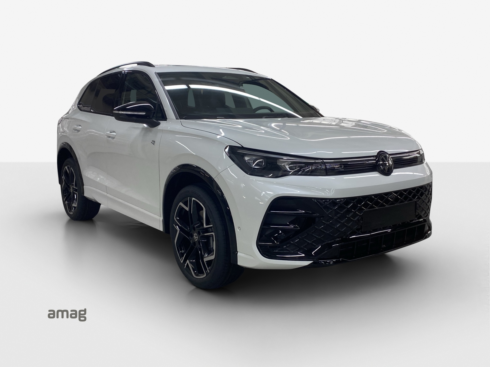 VW Tiguan 2.0 TSI DSG R-Line 4Motion-image-5