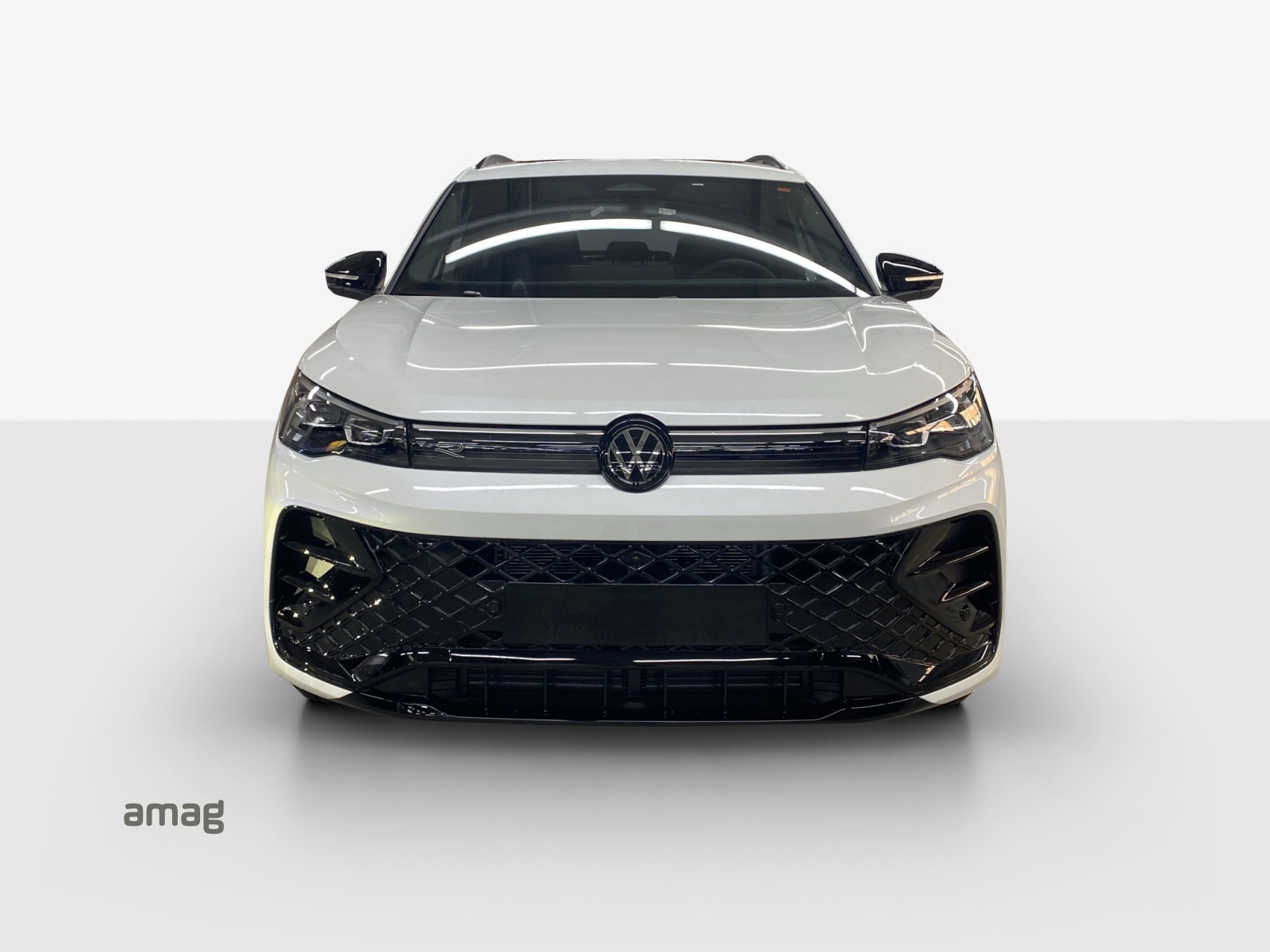 VW Tiguan 2.0 TSI DSG R-Line 4Motion-image-6