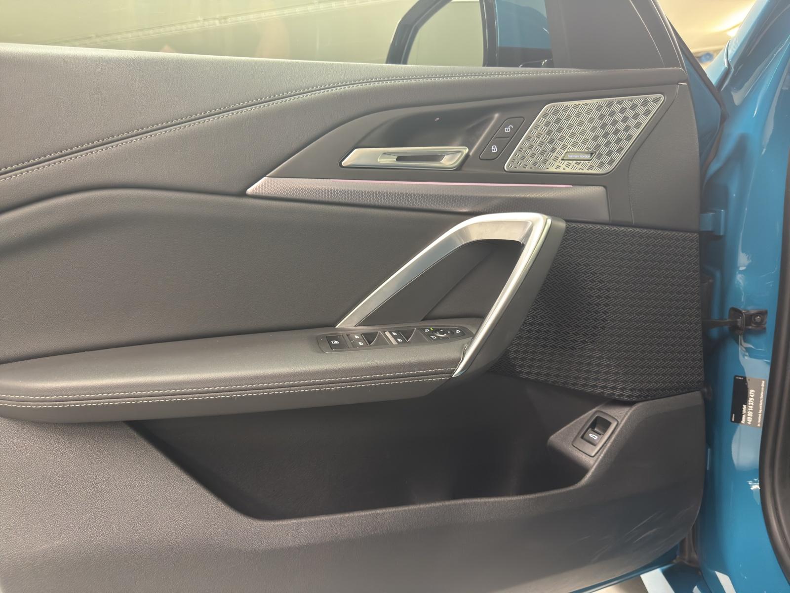 BMW X1 20d xDrive-image-11