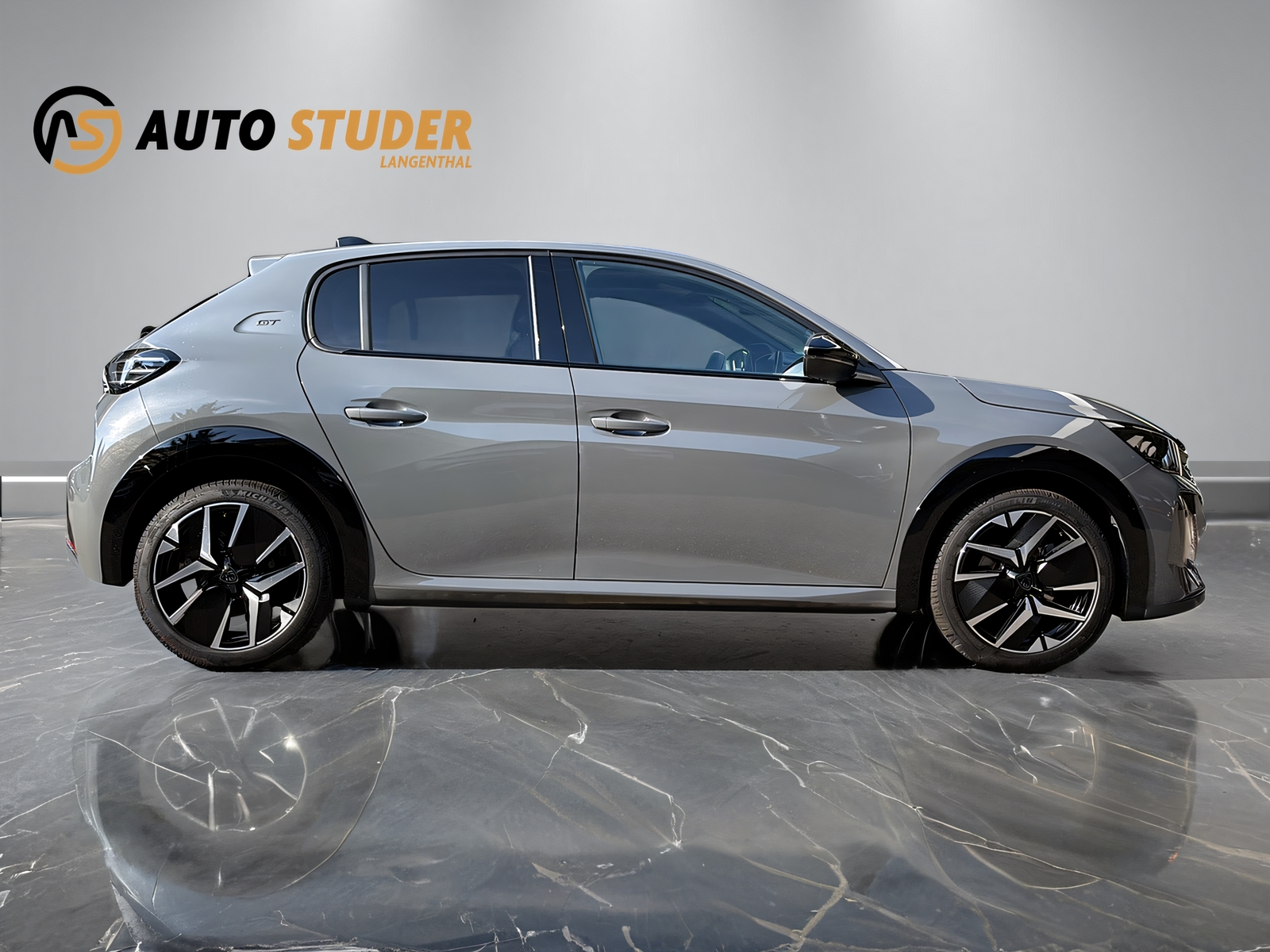 PEUGEOT 208 1.2 Hybrid 145 GT-image-3