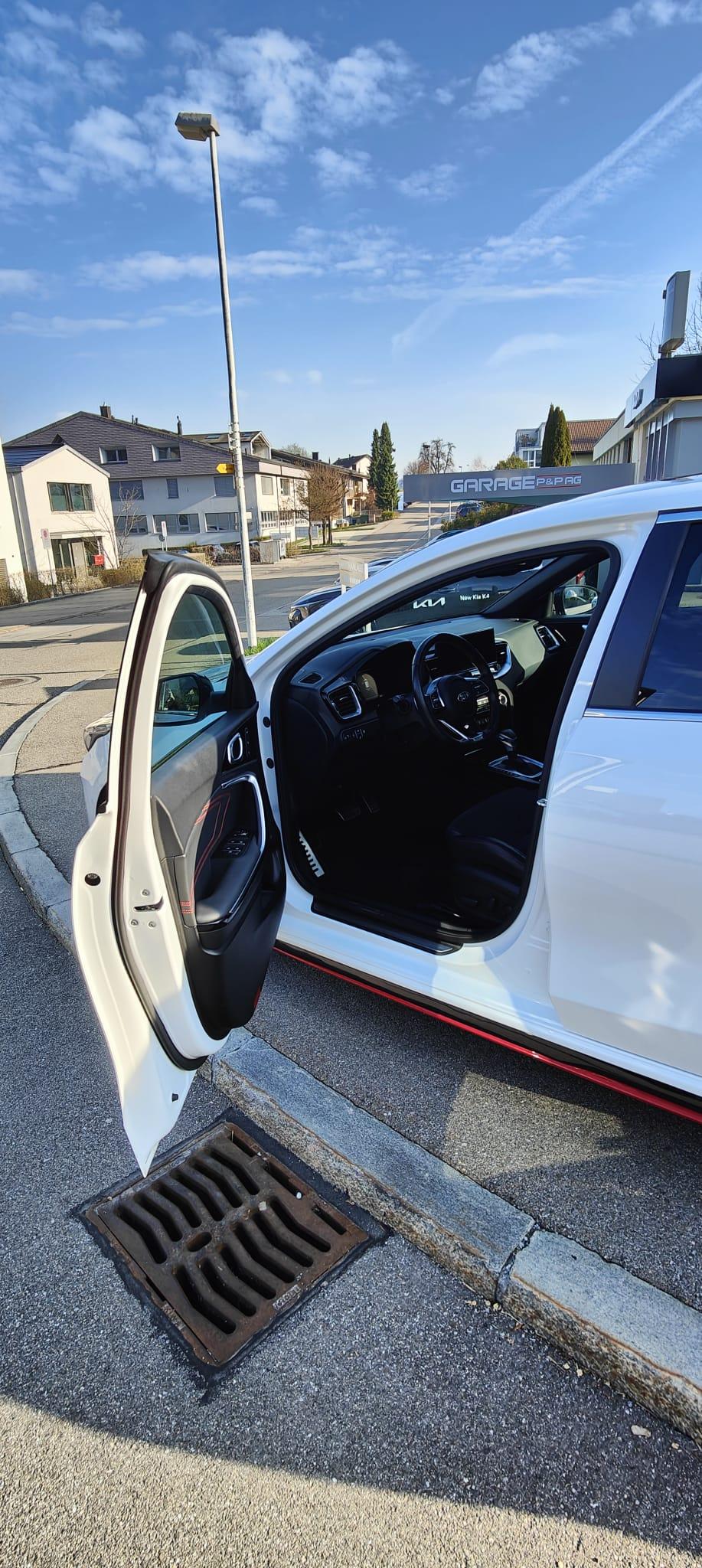 KIA Ceed 1.6 T-GDi GT-image-9