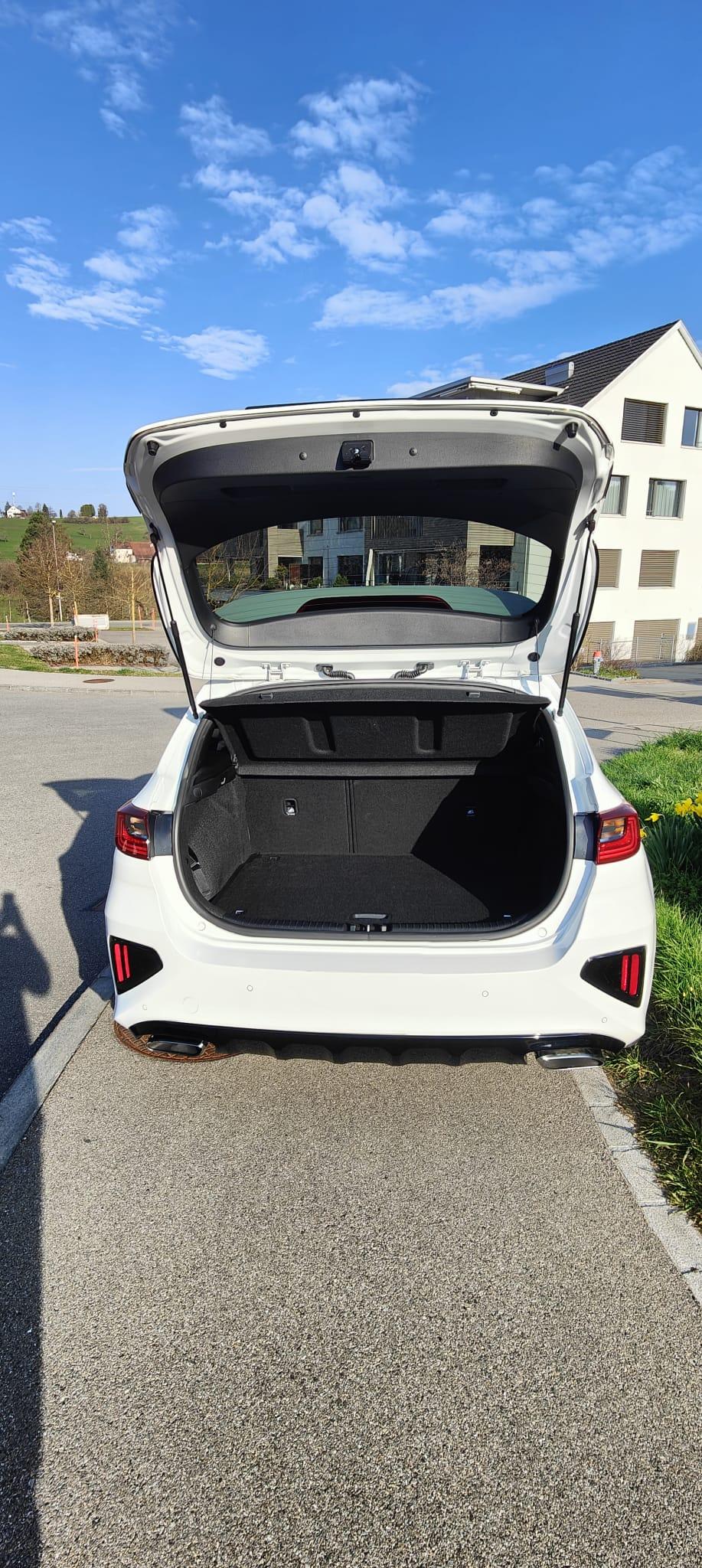 KIA Ceed 1.6 T-GDi GT-image-6