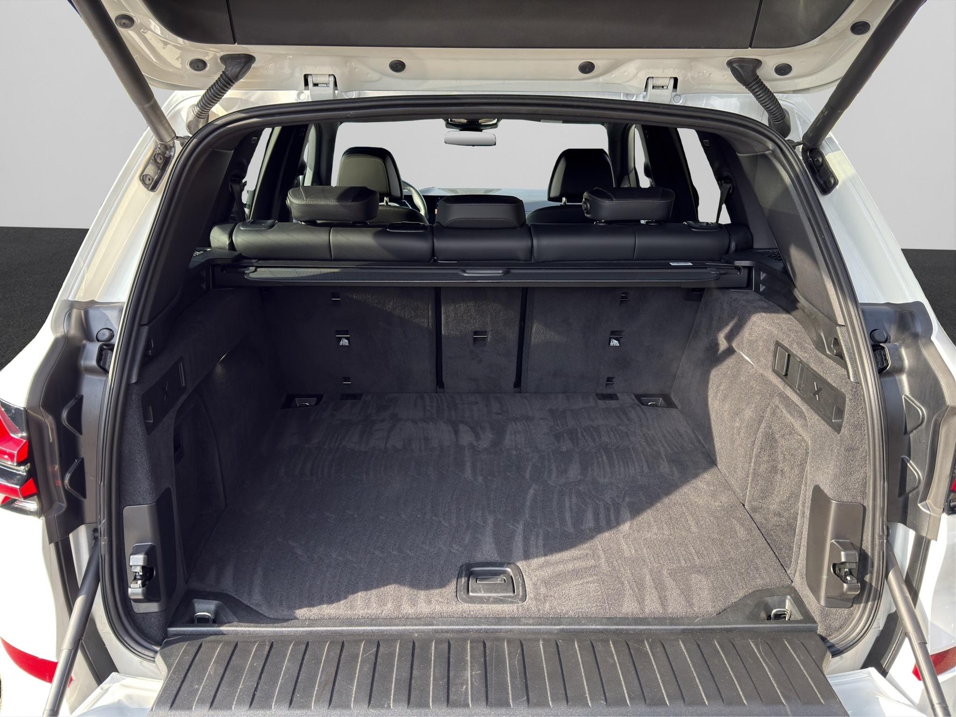 BMW X5 xDrive 48V 30d M Sport Steptronic-image-18