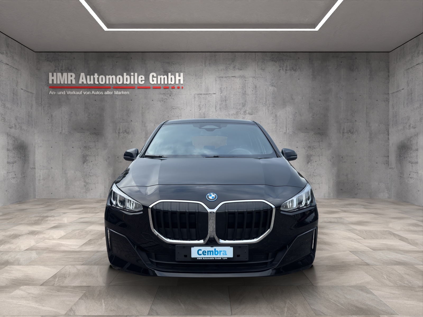BMW 230e xDrive Active Tourer-image-4
