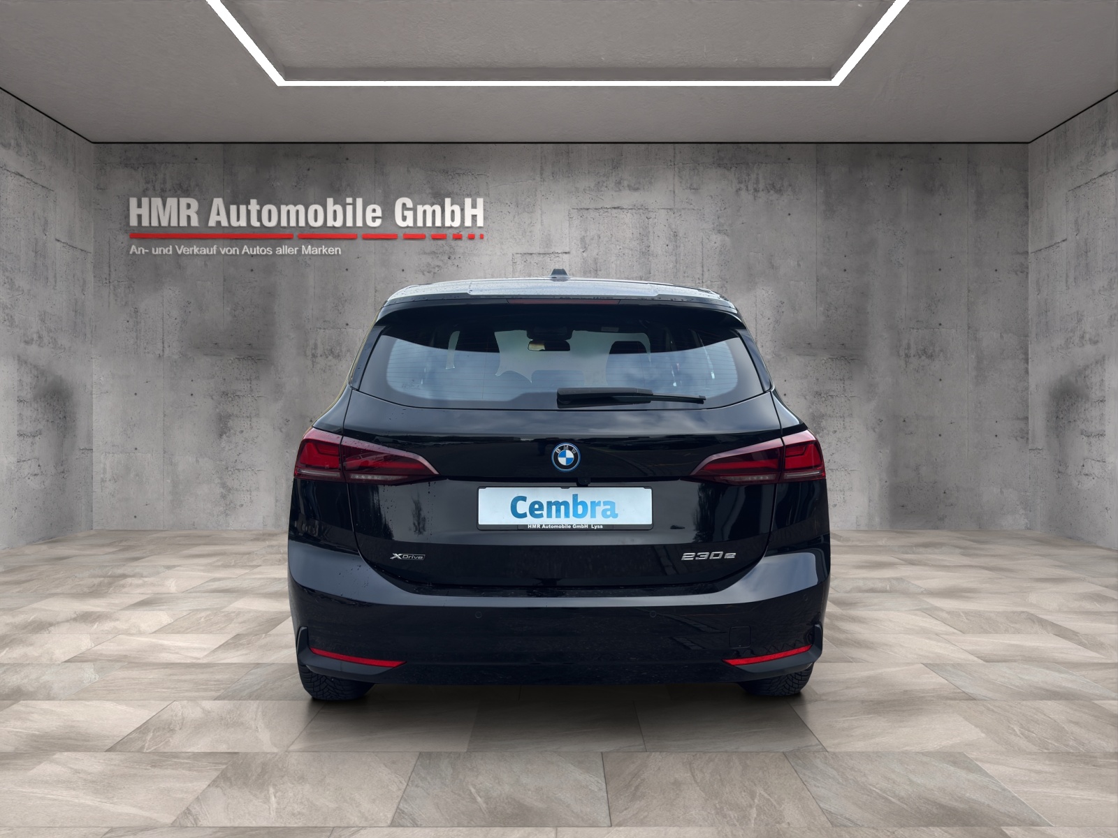 BMW 230e xDrive Active Tourer-image-5